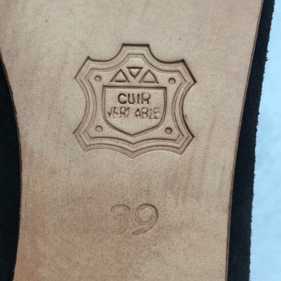 Exclamation Point Black Tassel Loafers 39 - Picture 8 of 12